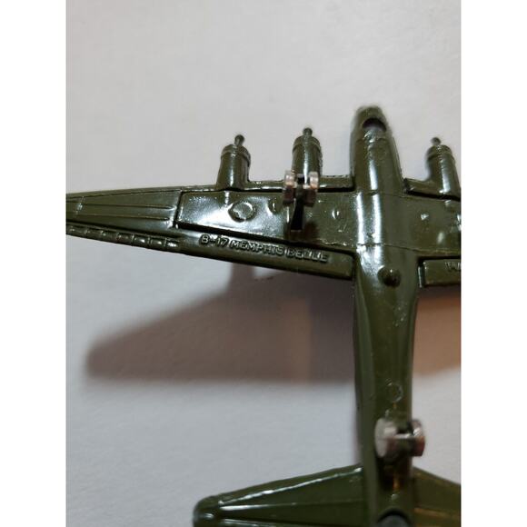 Airplane Diecast A222 B-17 Plane Toy Missing Propellers - Picture 11 of 12